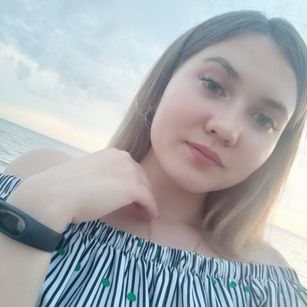 Model - LaiceyJayne beautiful