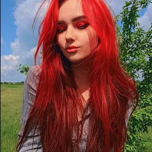 Model - Sweet Model brunette