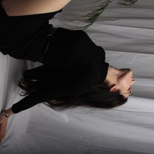 Model - Babycrow brunette