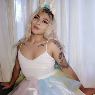 Model - Merlia Ocean asian