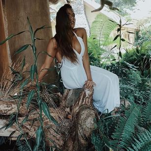 Model - Allie Hools petite