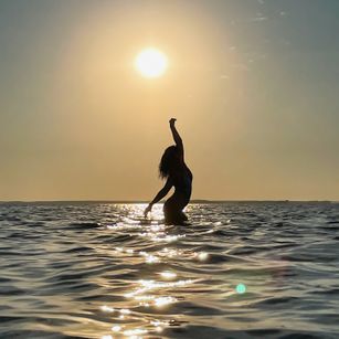 Model - JaneDi pussy