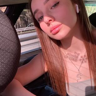 Model - zendayaaa1 fetish