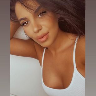 Model - AlyssaDawn toys