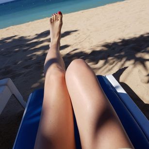 Model - Sara Dea femdom