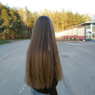 Model - LisaSunshine beautiful