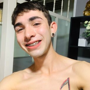 Model - ADAM BORGES lovely