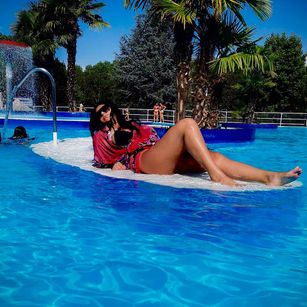 Model - Lexi Brooks bigboobs