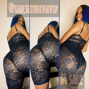 Model - Goddess Bridget Nicole footfetish