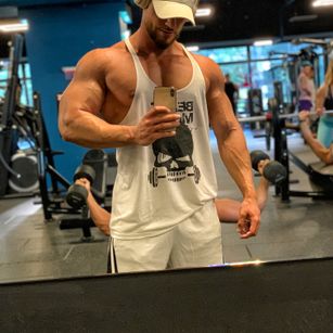 Model - marcobadass master