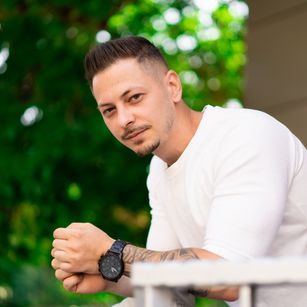 Model - ApolloHunt kinky