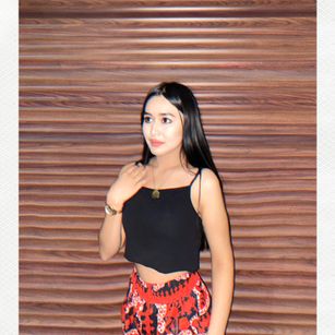 Model - LuxSonni flirt