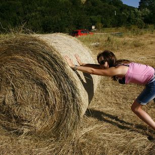 Model - Nicole lesbianshow