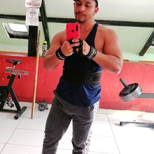 Model - leand ferrutti Bigdick