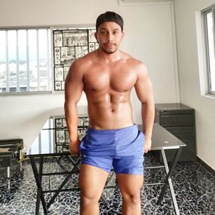 Model - leand ferrutti master