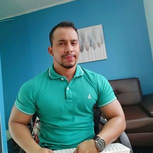 Model - leand ferrutti Bigdick