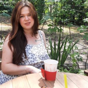 Model - MissBerry Funny