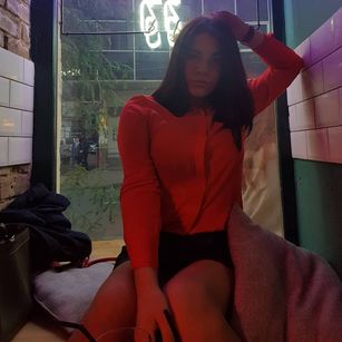 Model - Anastasia kisses