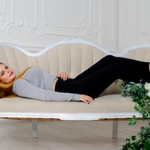 Model - BeatrixLove natural