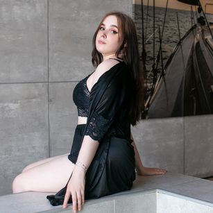 Model - Nancy BBW