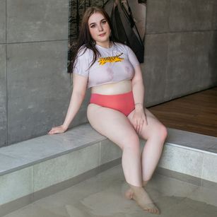 Model - Nancy BBW