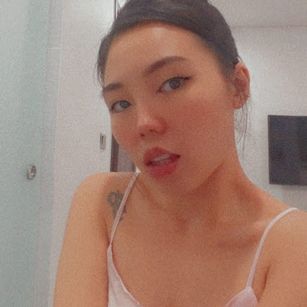 Model - MayoSan asiangirl