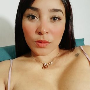 Model - Nicole Smith juguetes