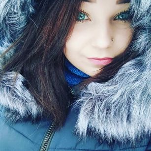 Model - ShyStrawberry BBW