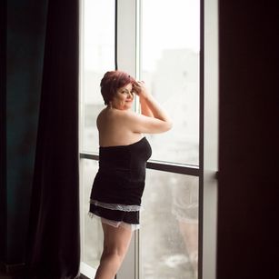 Model - aprilsummers kinky