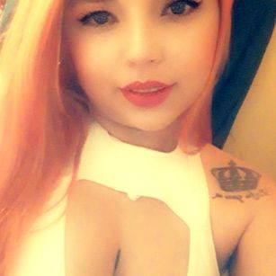 Model - BustyNatural4U oil