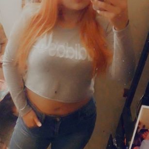 Model - BustyNatural4U latin