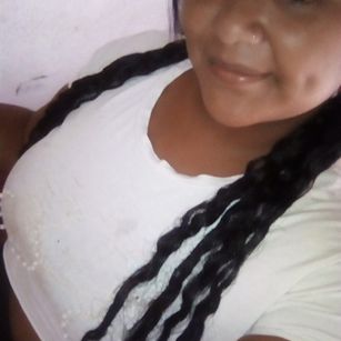 Model - Fergie Tierna