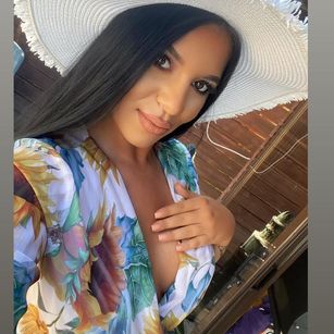 Model - AlyssaDawn anal