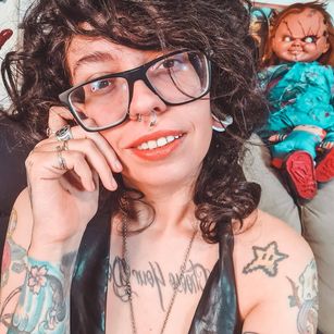 Model - Gamergrrl hairy