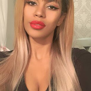 Model - BlackVelvetX cum