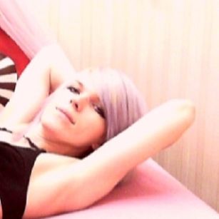 Model - Kinky Blondie 1