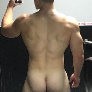 Model - Johnnie Redd striptease