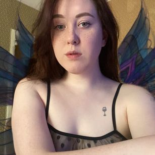 Model - Alison_Ray beauty