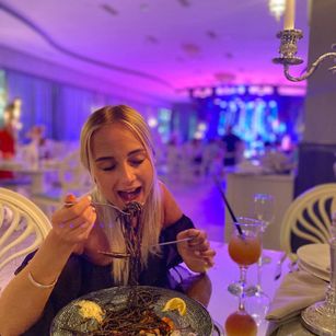 Model - AppleBrandy sexy