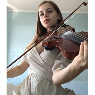 Model - ValeriaSize slim