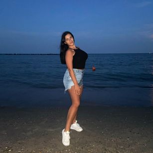 Model - AlyssaDawn bigtits