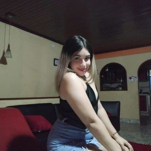 Model - Natasha squirt