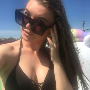 Model - SarahWalter ass