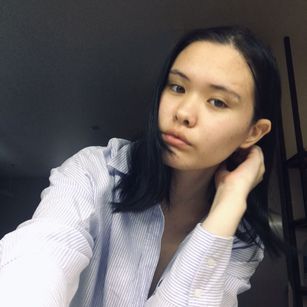 Model - RiaGlo asiangirl