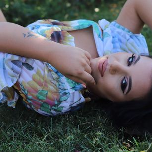 Model - AlyssaDawn feet