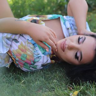 Model - AlyssaDawn feet