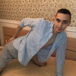 Model - Boy_Lovesgey cum