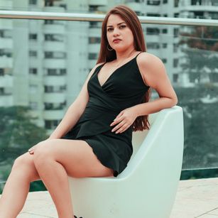 Model - KarinaSousa sexy