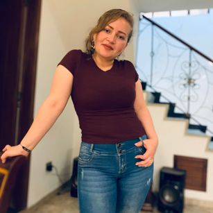 Model - Thaylor69 oralsex