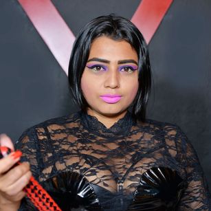 Model - KataBoswell pussy